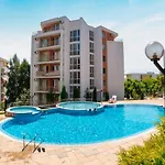 Noks Panorama Sas Apartment